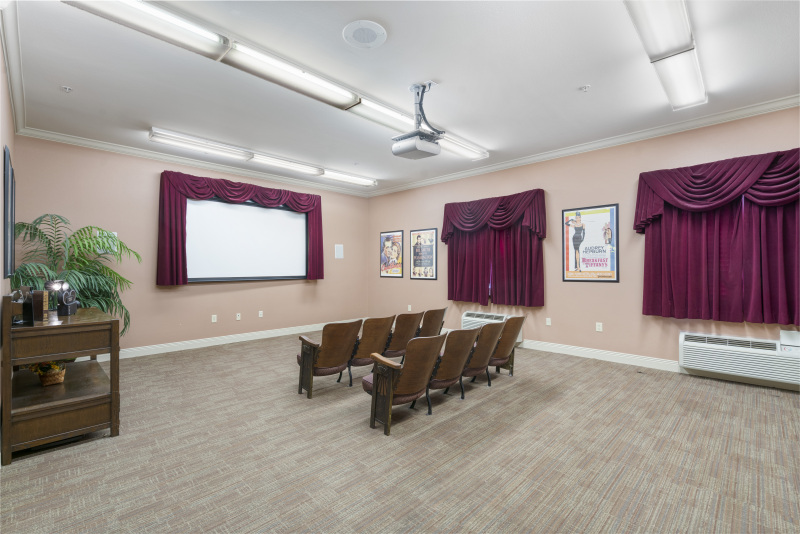 Heritage Manor Stratmore Nursing & Rehab Ctr in Shreveport, LA My