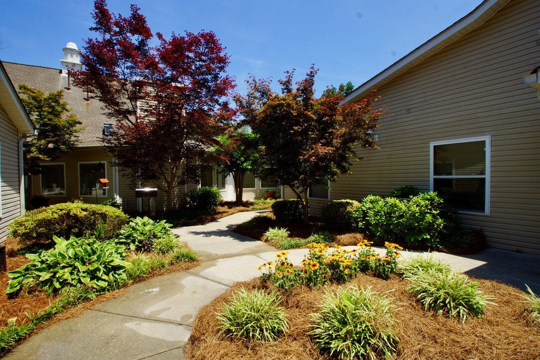 Governors Glen Mem Care & Assisted Living Comm in Forest Park, GA My